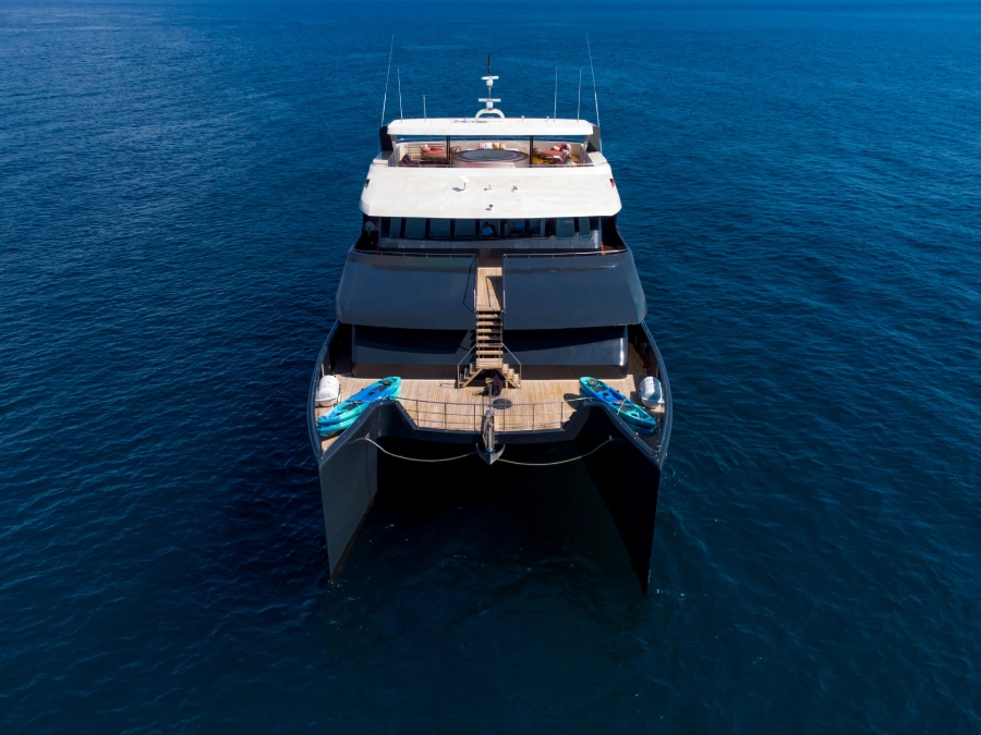 Galaxy Sirius — The Yacht