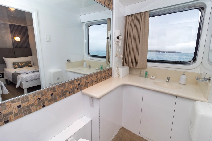 Galaxy Diver III — Cabins