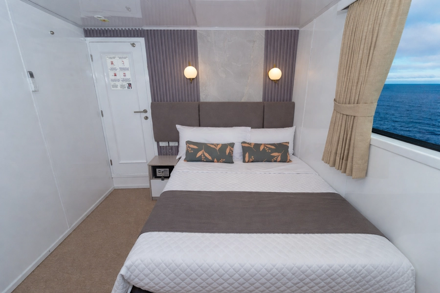 Galaxy Diver III — Cabins