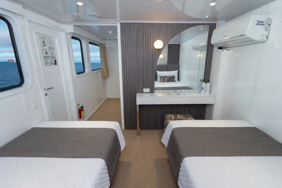 Bonita Yacht — Cabins