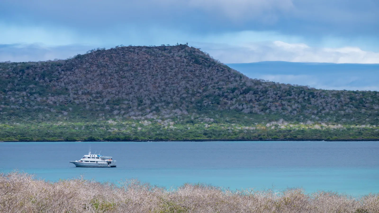 Galaxy Orión Yacht — The Yacht